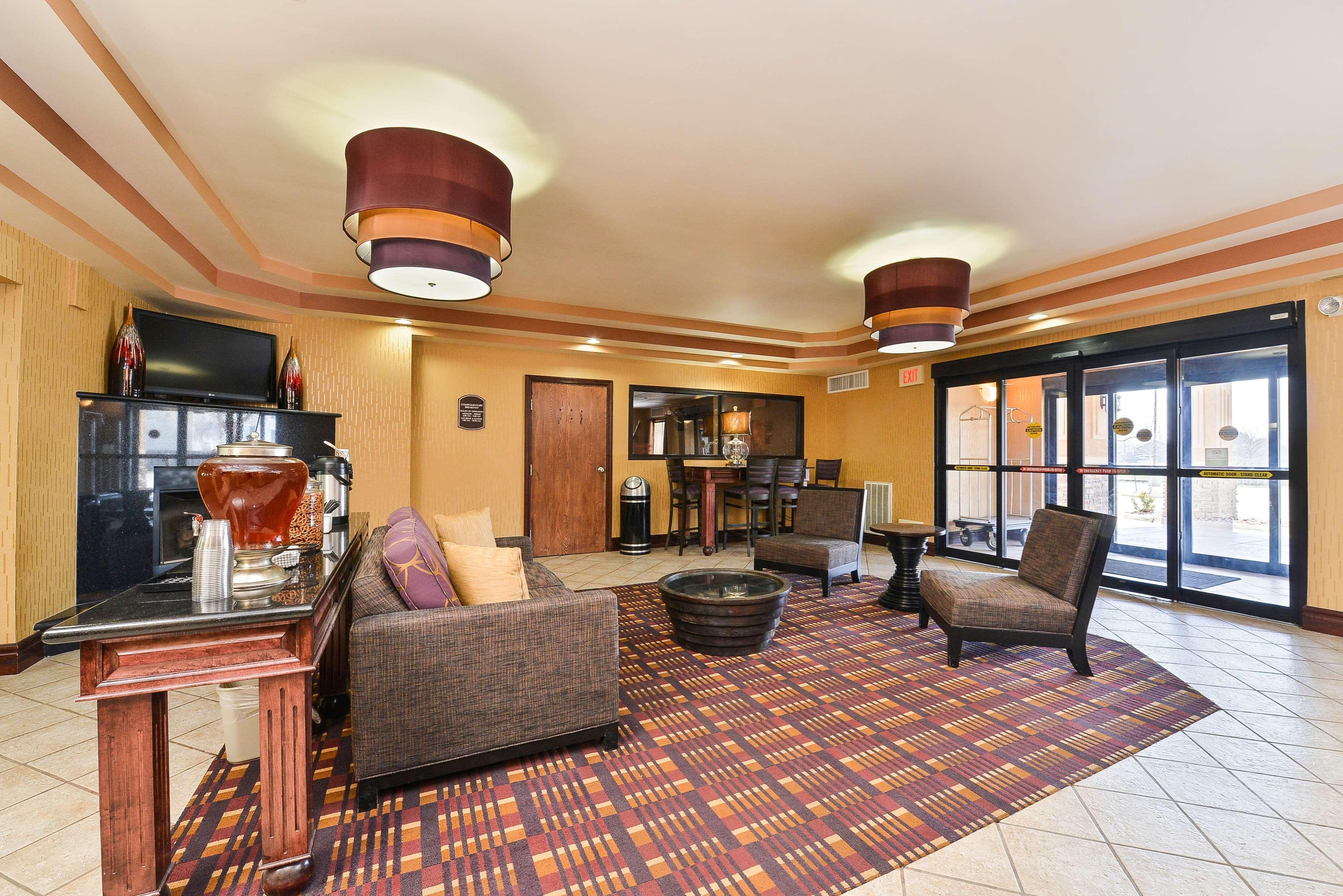 Best Western Plus Midwest Inn & Suites Salina Luaran gambar