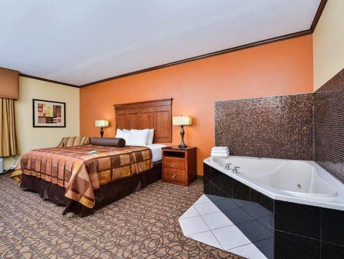 Best Western Plus Midwest Inn & Suites Salina Luaran gambar