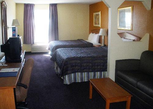 Best Western Plus Midwest Inn & Suites Salina Bilik gambar